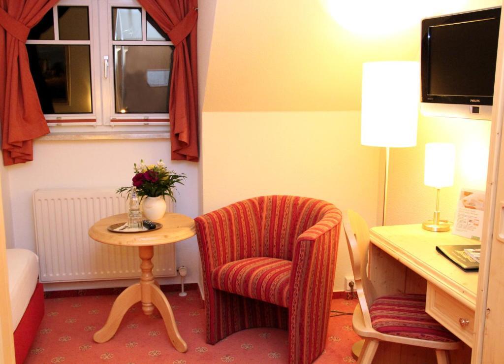 Kurpark Flair Hotel Im Ilsetal Ильзенбург Номер фото