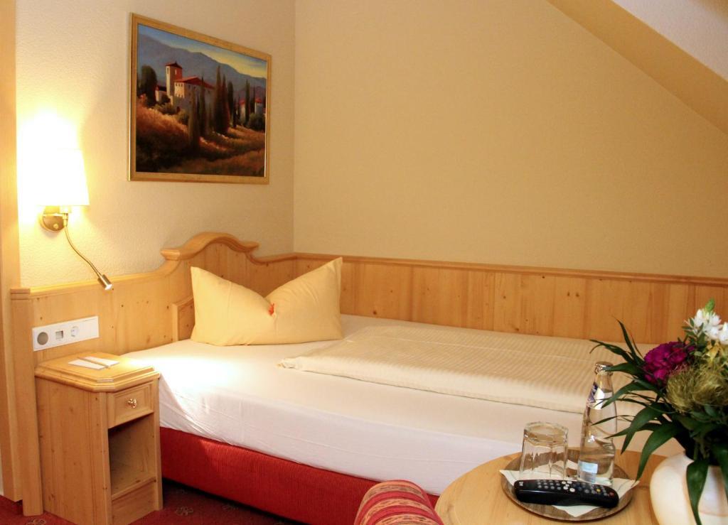 Kurpark Flair Hotel Im Ilsetal Ильзенбург Номер фото